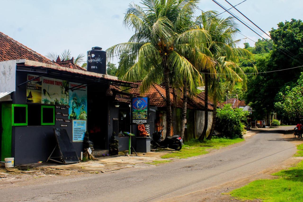 Coconut Beach Bungalows & Warung 2 アメッド エクステリア 写真